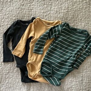 H&M long sleeve bodysuit bundle size 12 months